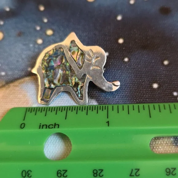 Sterling Elephant Brooch with Abalone Inlay - Picture 7 of 7